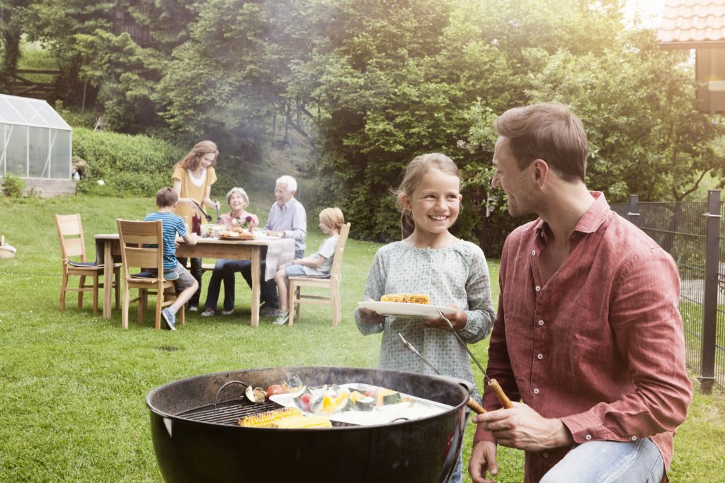 Tipps zum sicheren Grillen mit der Familie