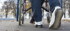 14_11_05_Bild_Magazin_slider_657x288_Versicherung Senioren_1